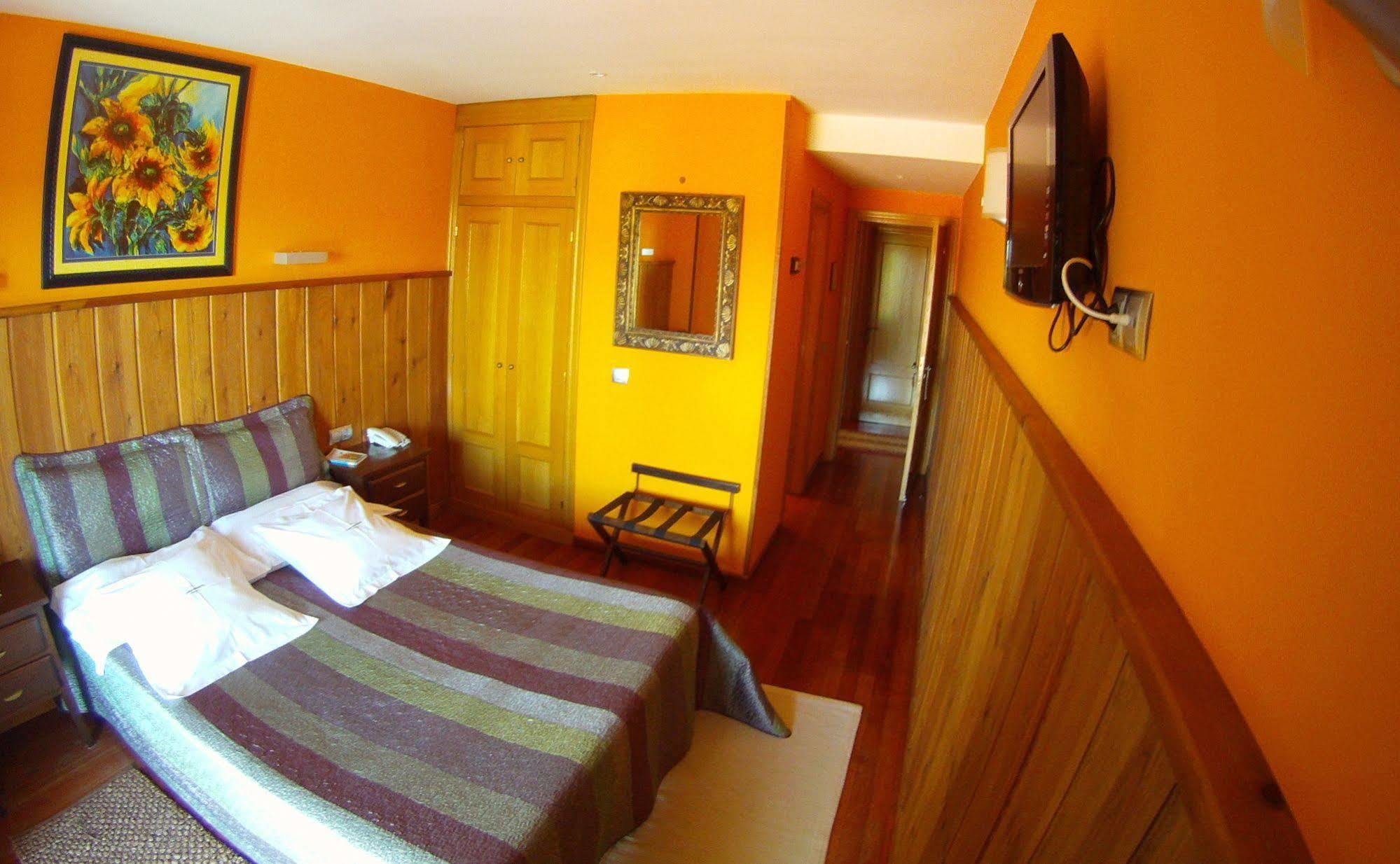 Hotel Rural Cuartamenteru Poo De Llanes Exteriér fotografie